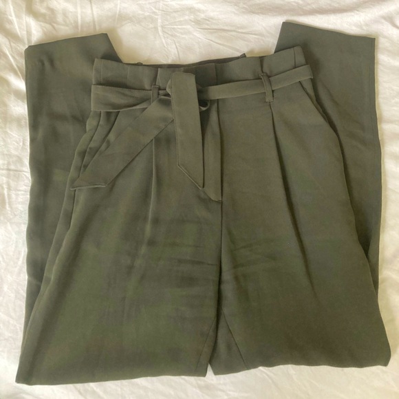 H&M paperbag waist front zip trousers (size 2) - Picture 1 of 6